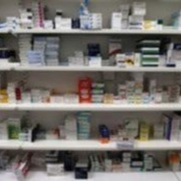 Υπεγράφη  η Συλλογική Σύμβαση για τη διάθεση φαρμάκων υψηλού κόστους από τα ιδιωτικά φαρμακεία.