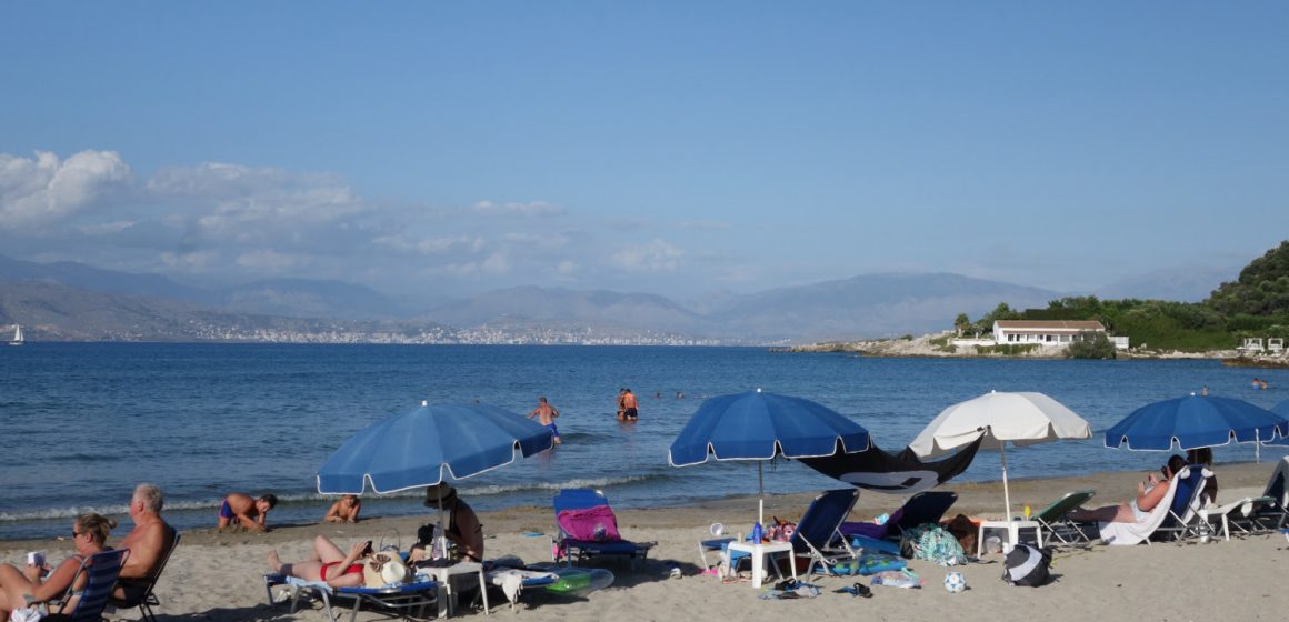 Δημόπουλος: Θάλασσες και πισίνες είναι ασφαλείς