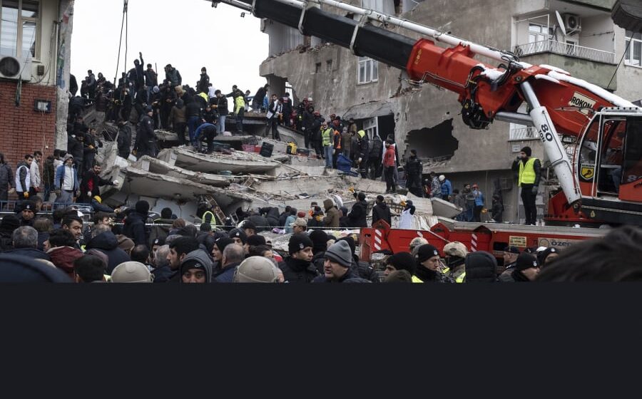 Σεισμός Τουρκία: «Θαύματα» στα ερείπια, δύο γυναίκες ανασύρθηκαν ζωντανές 122 ώρες μετά τα 7,8 Ρίχτερ